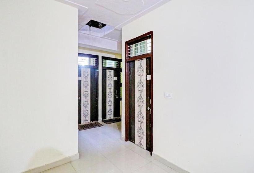 Hotel Oyo 80032  The Shadow