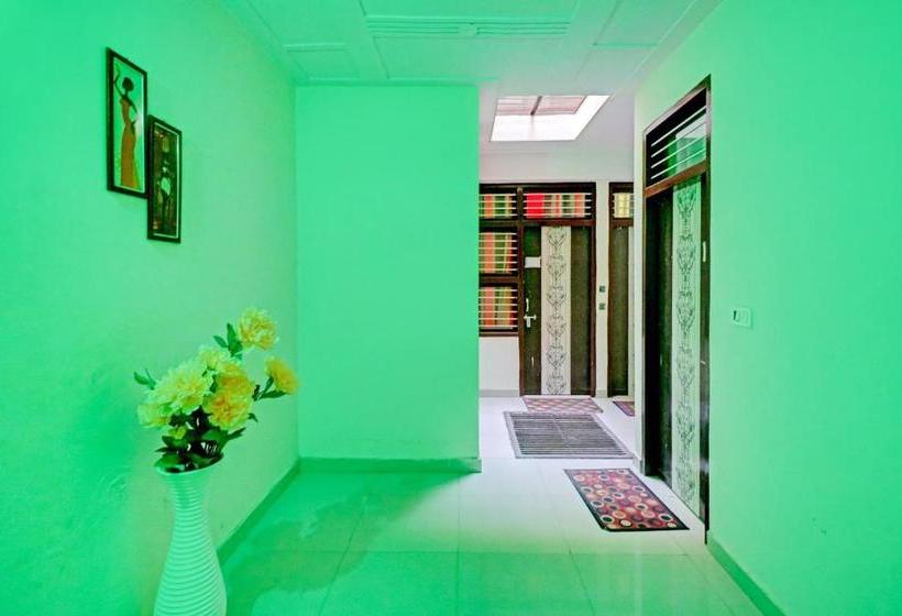 Hotel Oyo 80032  The Shadow