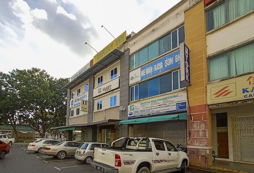 فندق Oyo 90248 Kapitan Inn