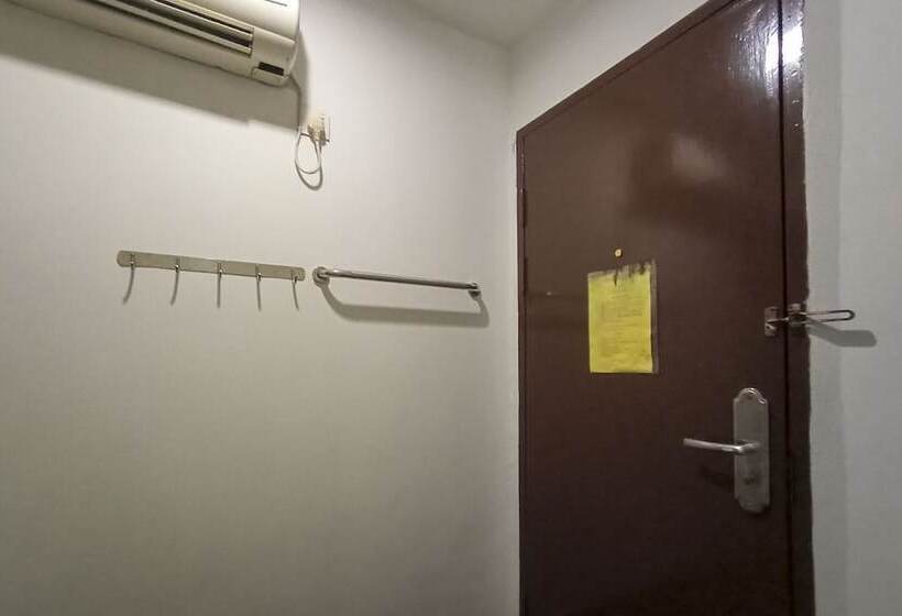 فندق Oyo 90248 Kapitan Inn