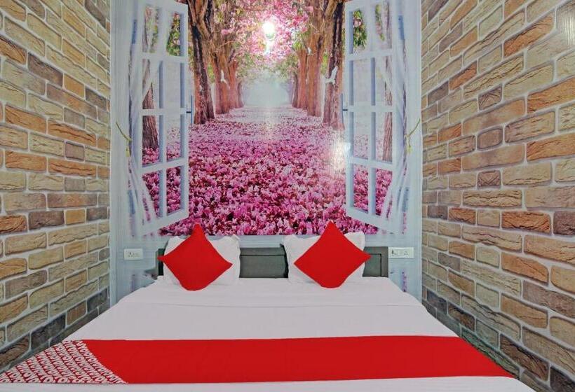 ホテル Oyo Rdp084 The Vidya Grand