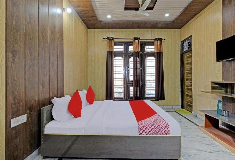 ホテル Oyo Rdp084 The Vidya Grand