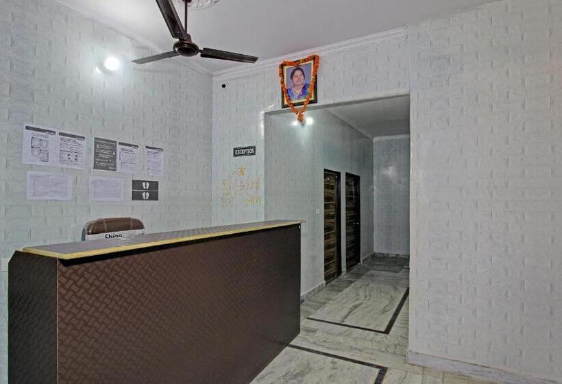 ホテル Oyo Rdp084 The Vidya Grand