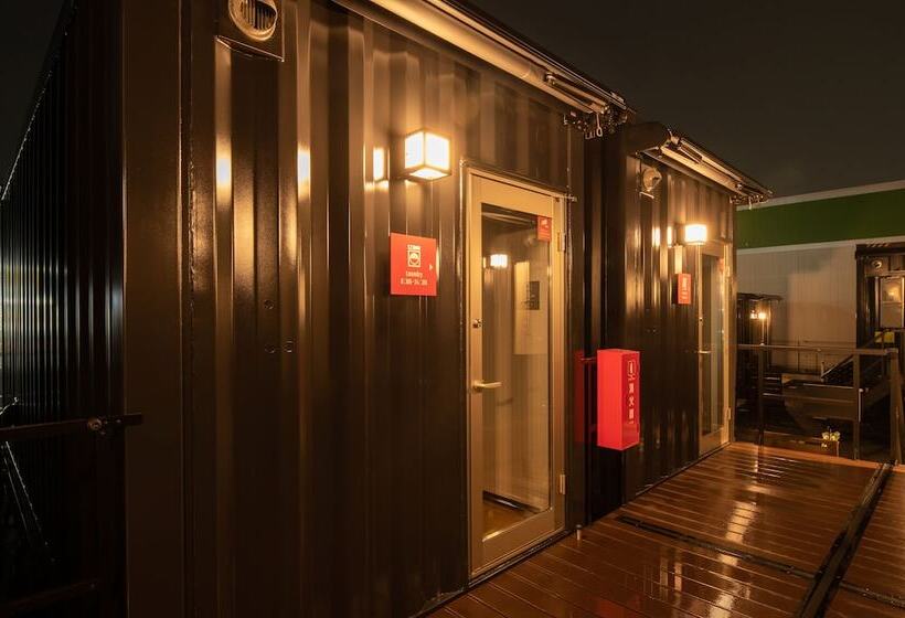 فندق R9 The Yard Noda
