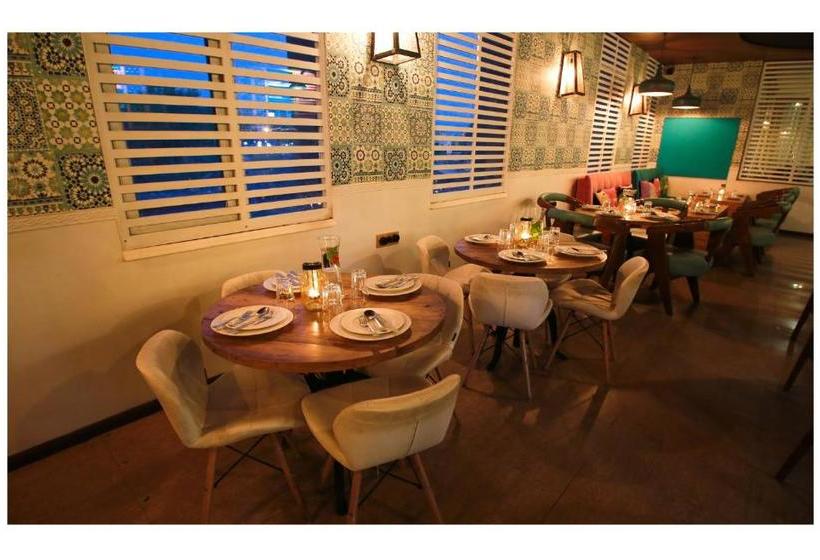 فندق Royal Empire