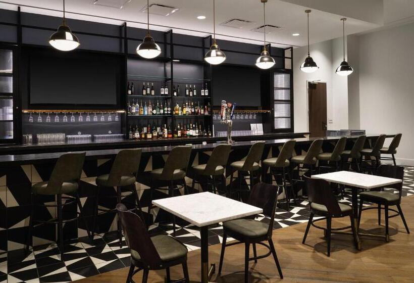 Sheraton Flowood The Refuge Hotel & Conference Center