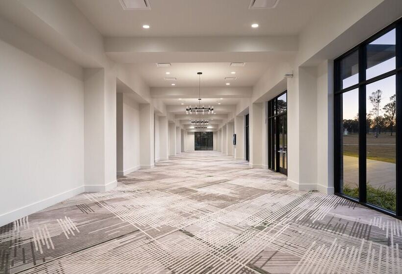 Sheraton Flowood The Refuge Hotel & Conference Center