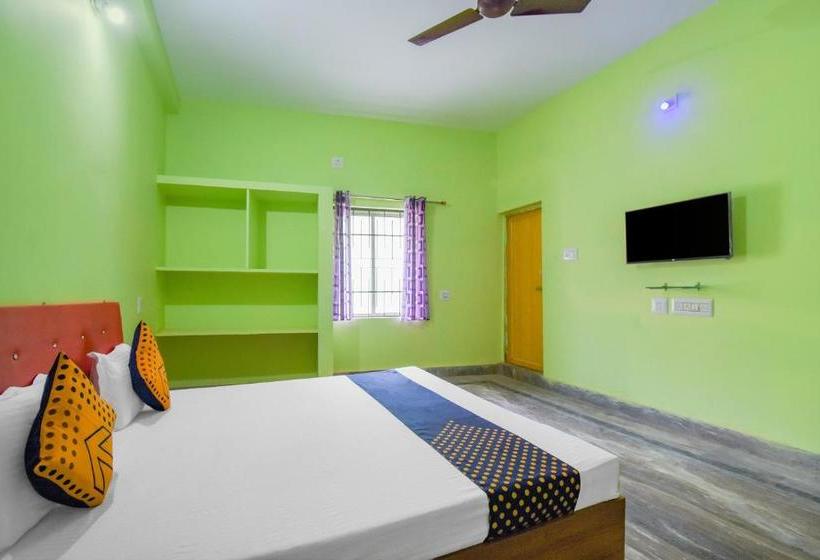 ホテル Spot On 79445 Aryan Residency