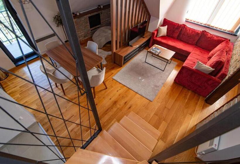 هتل Titova Vila Zlatibor