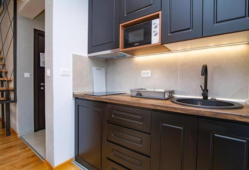 هتل Titova Vila Zlatibor