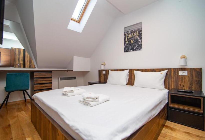 هتل Titova Vila Zlatibor