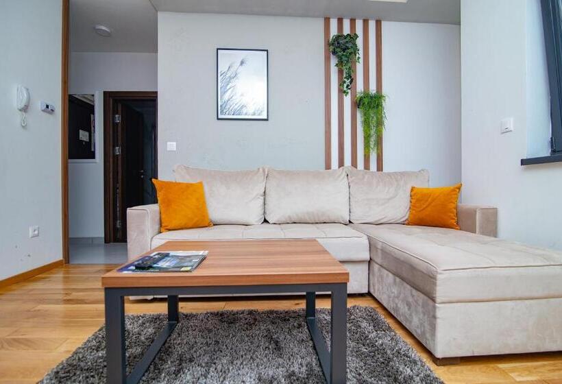 هتل Titova Vila Zlatibor