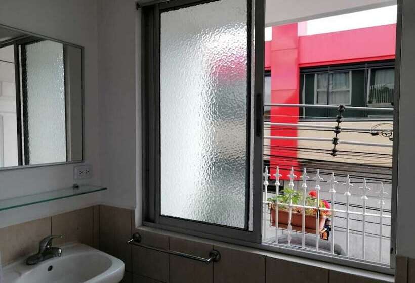 Park View Hotel & Restaurant