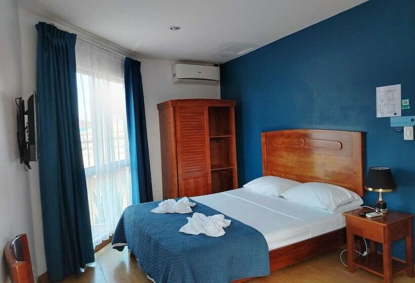 Park View Hotel & Restaurant