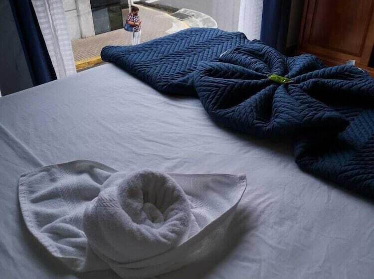 Park View Hotel & Restaurant