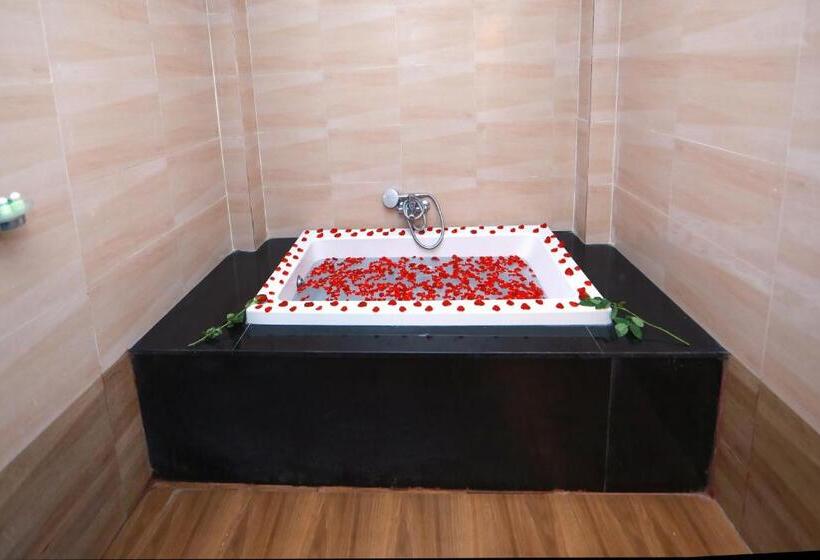 Pearl Park Beach Resort Private Limited