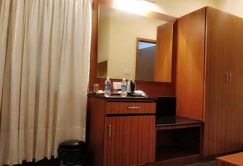 Pearl Park Beach Resort Private Limited