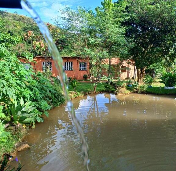 Пансион Chales Cantinho Nosso