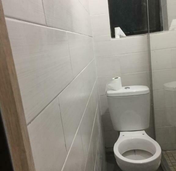 펜션 Luvuyos Guest House Pmb