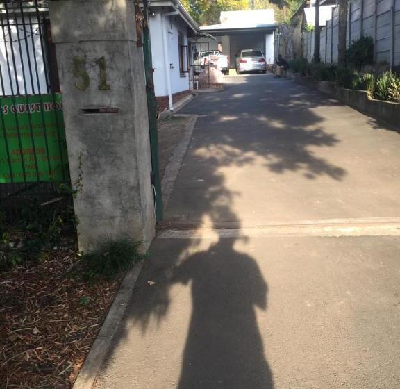 펜션 Luvuyos Guest House Pmb