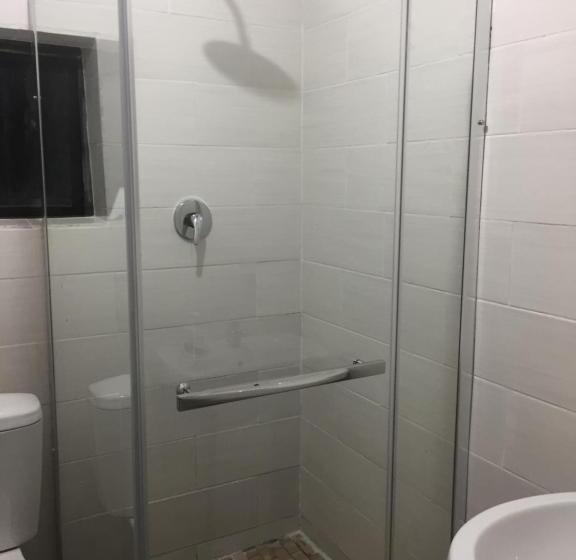 펜션 Luvuyos Guest House Pmb