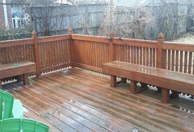 بنسيون Room In Guest Room - Big House Near 401-east And Pickering Town Centre