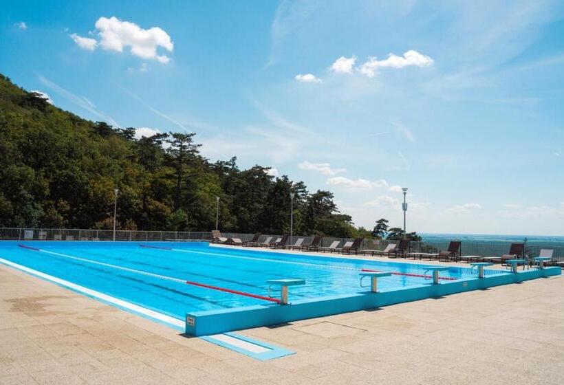 Rákóczi Hotel, Tábor és Rendezvényközpont