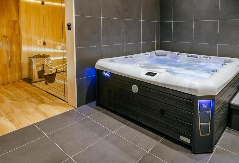 Rákóczi Hotel, Tábor és Rendezvényközpont