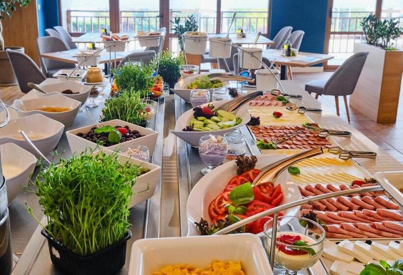 Viva Mare Beach Hotel By Santa Marina