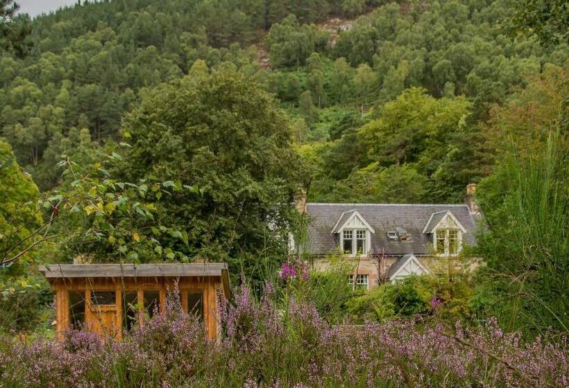 Westward Bed And Breakfast