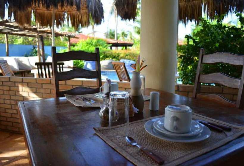 הוסטל Pousada Arco Mundial