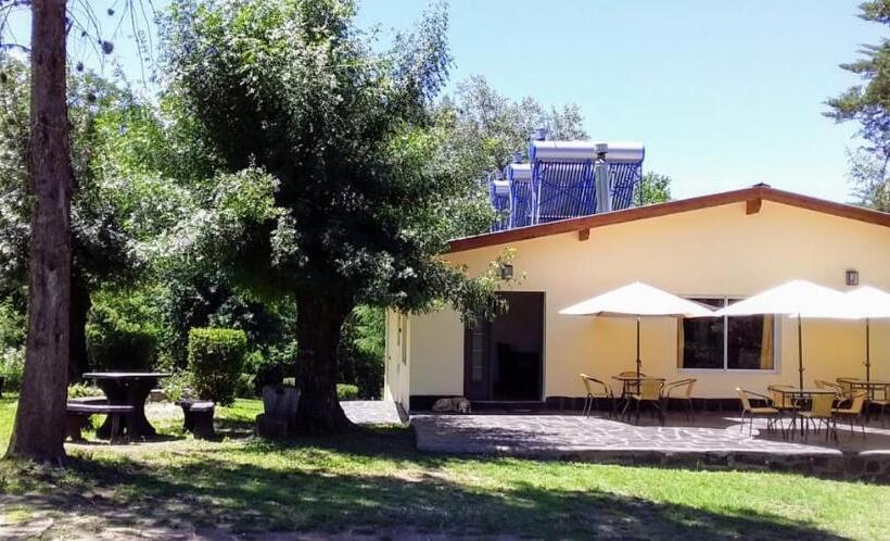 הוסטל Posada Inguz