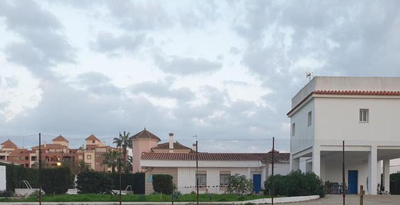 مبيت وإفطار Oh!beach Guest House