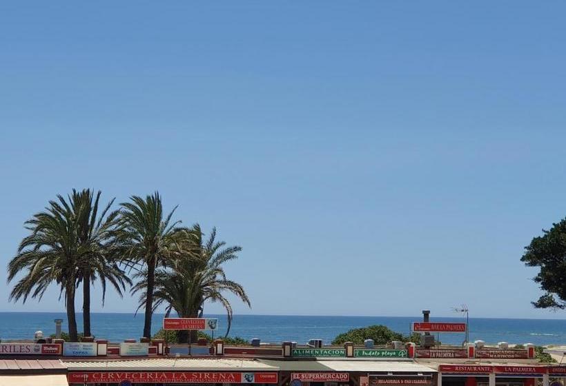 مبيت وإفطار Oh!beach Guest House