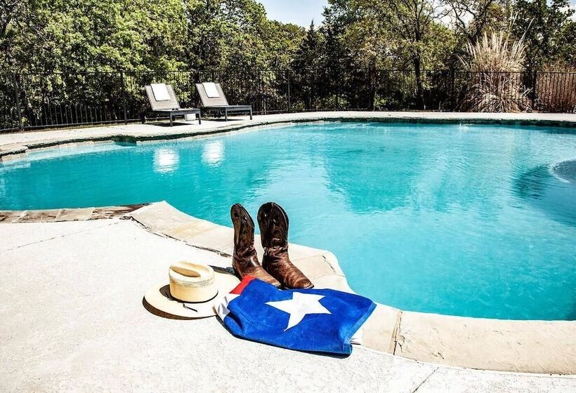 민박 Towering Oaks Event & Retreat Center