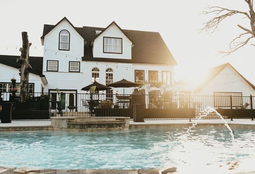 민박 Towering Oaks Event & Retreat Center