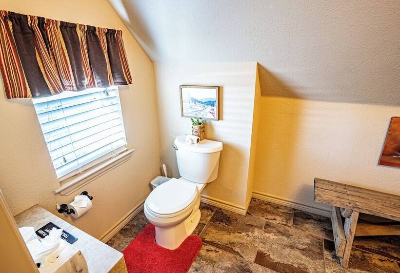 민박 Towering Oaks Event & Retreat Center