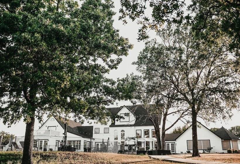 민박 Towering Oaks Event & Retreat Center