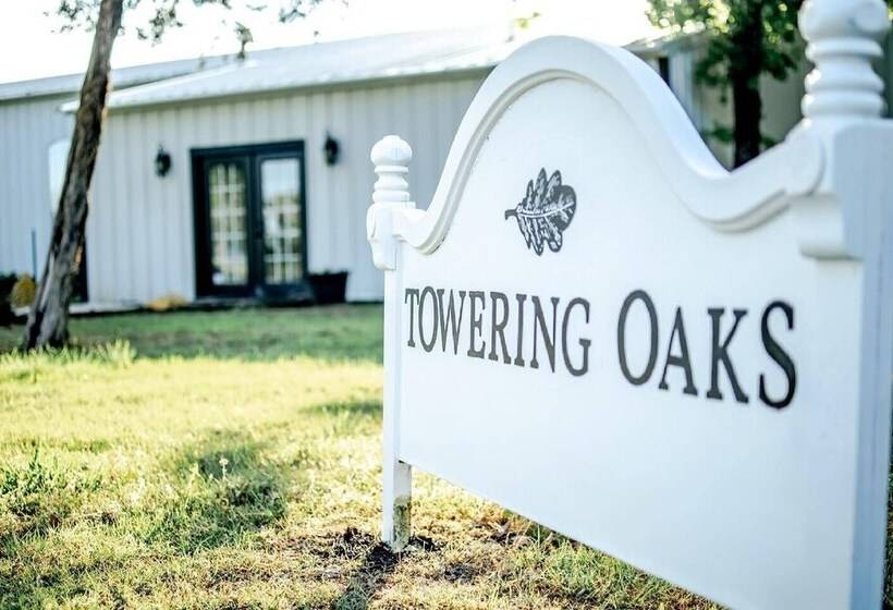 민박 Towering Oaks Event & Retreat Center