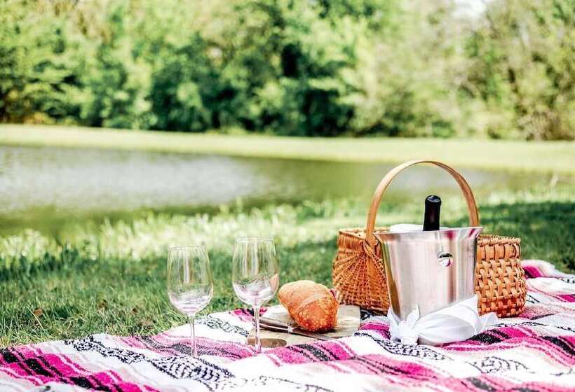 민박 Towering Oaks Event & Retreat Center