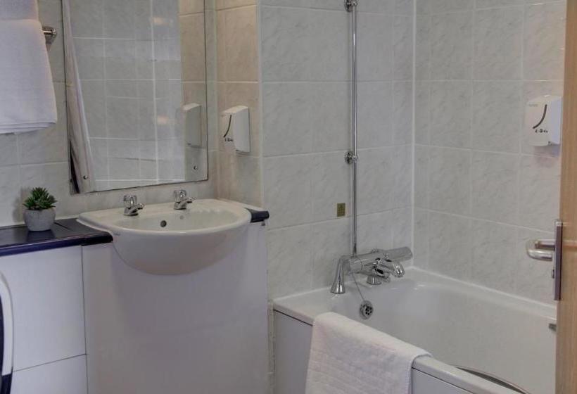 ホテル Embassy , Gateshead Newcastle, Team Valley, A1m, Sure Collection By Best Western