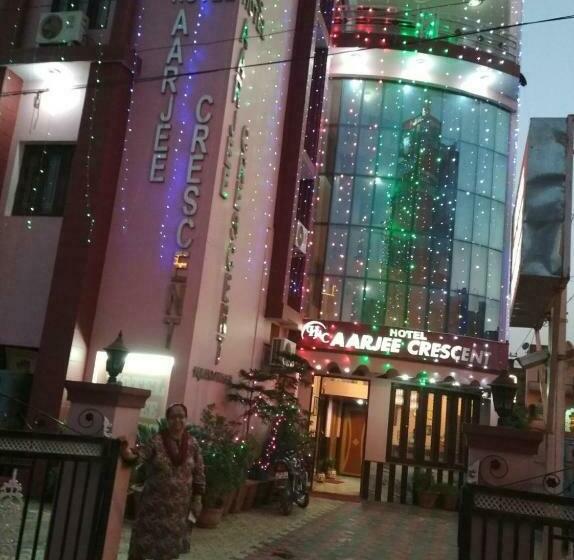 فندق Aarjee Crescent Jaipur