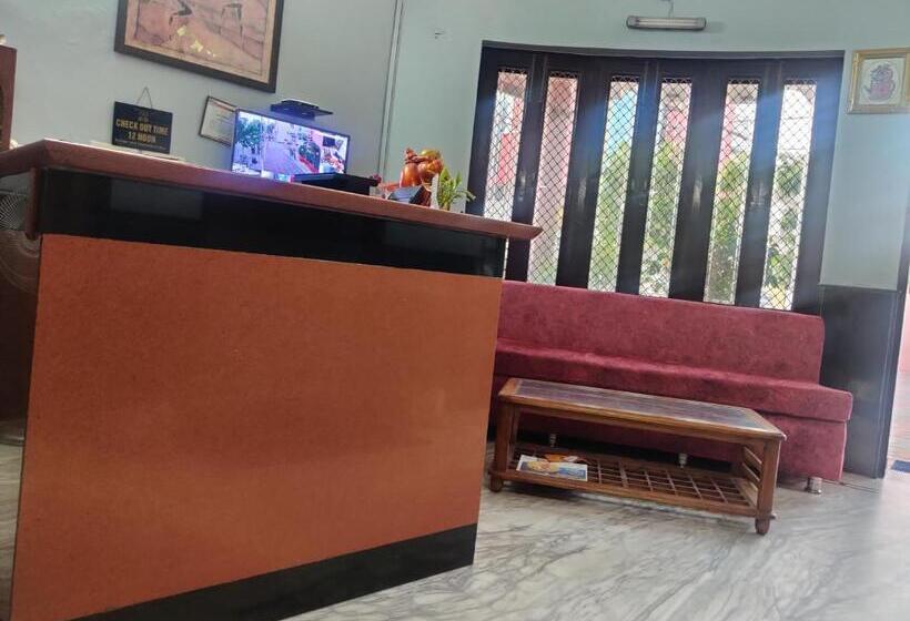 فندق Aarjee Crescent Jaipur