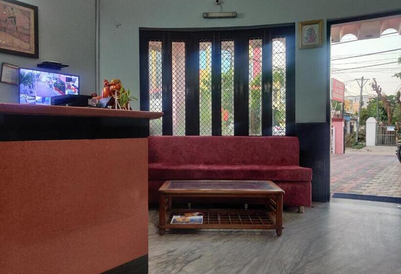 فندق Aarjee Crescent Jaipur