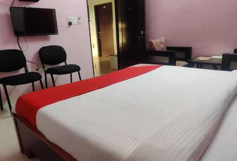 فندق Aarjee Crescent Jaipur