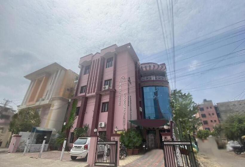 فندق Aarjee Crescent Jaipur