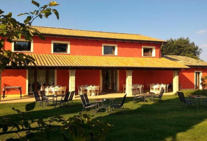 בית מלון כפרי Agriturismo La Capezzagna