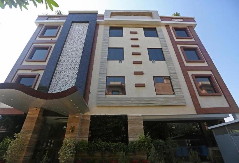 Hotel Capital O 9370  Candlewood