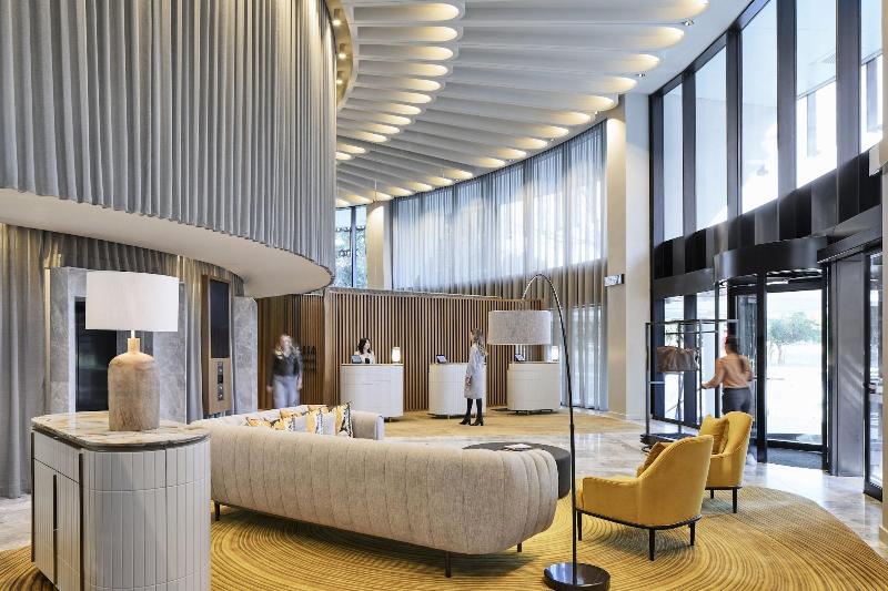 هتل Crystalbrook Kingsley