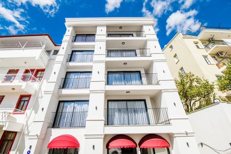 בית מלון כפרי Fly Inn